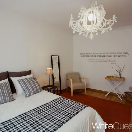 White * بينيش
